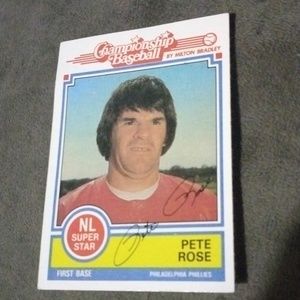 1984 Pete rose Topps championship baseball (not autographed)